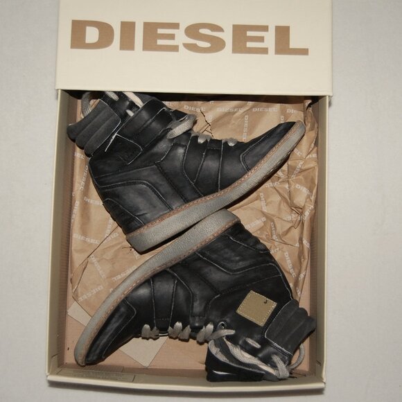 Diesel Carabas Wedge Heel Boots, Women Size US 7.5 Gray